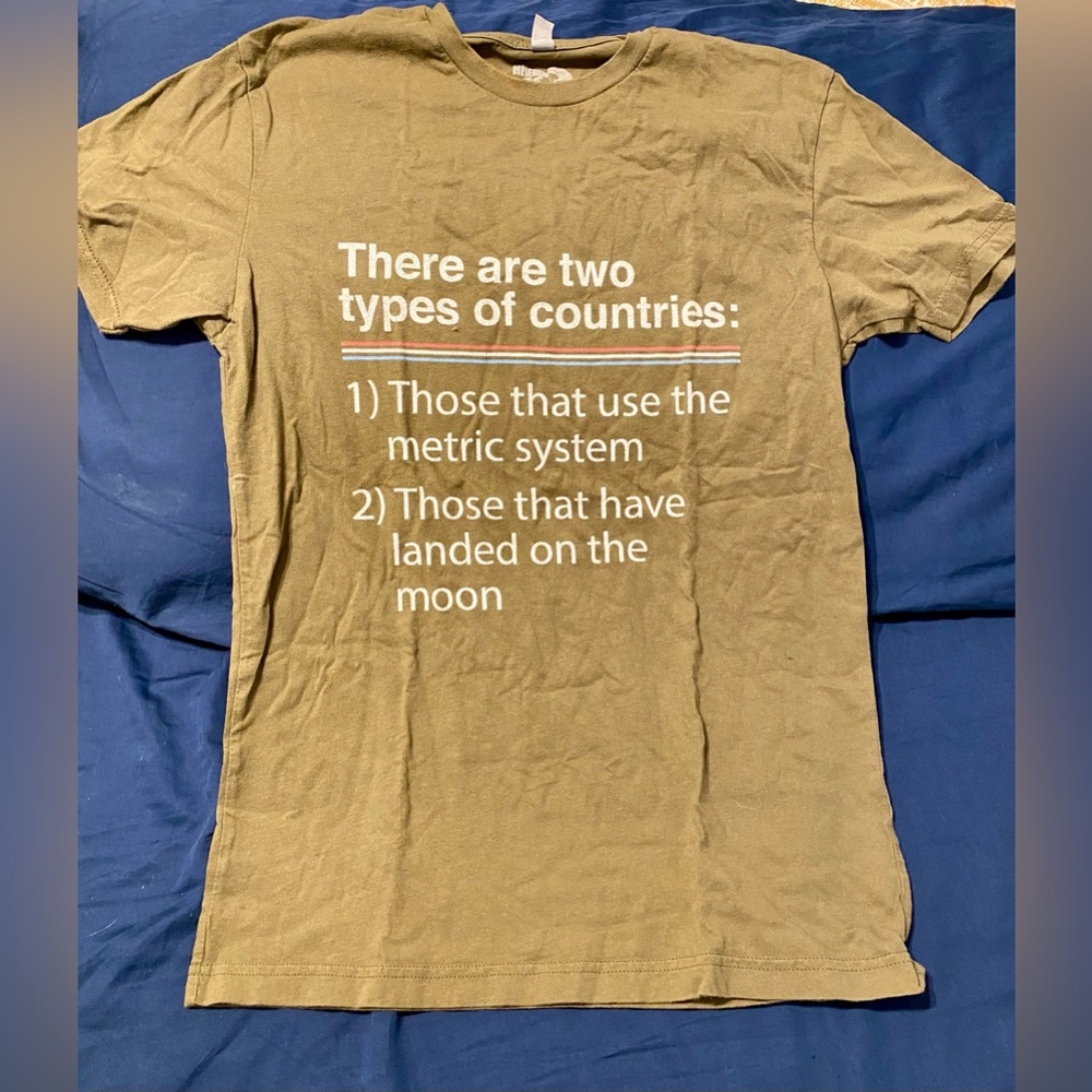 Graphic t
